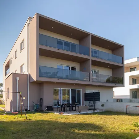 Modern And Spacious Helena Near The * Privlaka (Zadar)