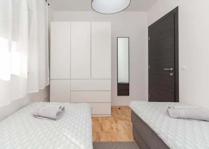 Modern And Spacious Helena Near The Апартаменты Привлака