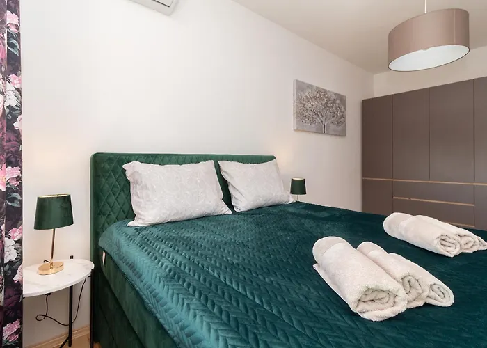 Апартаменты Modern And Spacious Helena Near The Привлака